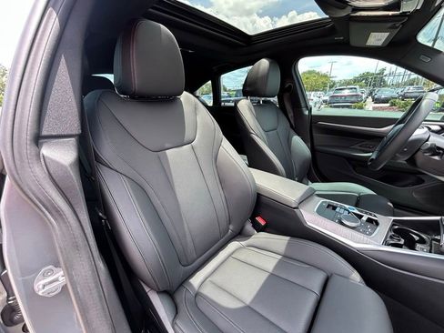 Used 2025 BMW i4 eDrive40 w/ Premium Package RWD image 51
