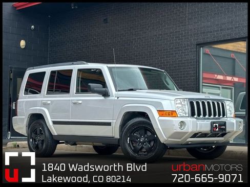 Used 2008 Jeep Commander Sport image 1