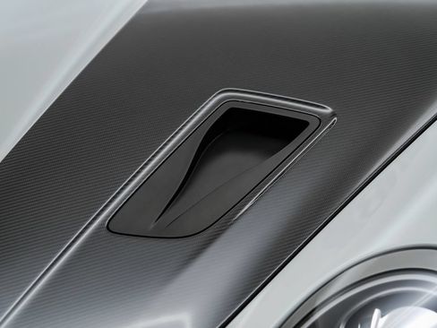 Used 2018 Porsche 911 GT2 RS RWD image 44