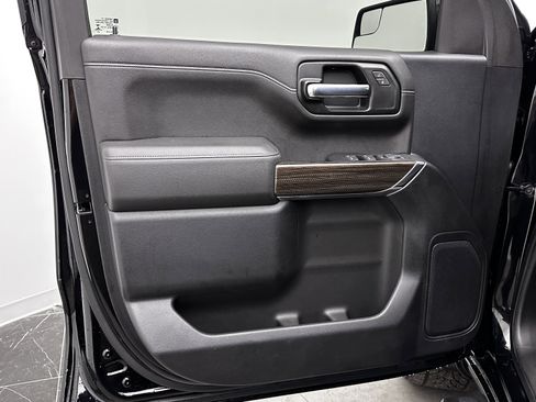 Used 2021 Chevrolet Silverado 1500 RST image 10