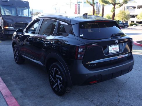 New 2026 Nissan Kicks SV image 6