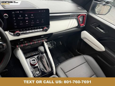 Used 2024 GMC Canyon AT4X image 24
