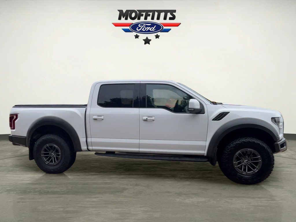 Used 2018 Ford F150 Raptor w/ Equipment Group 802A Luxury AWD/4WD image 6