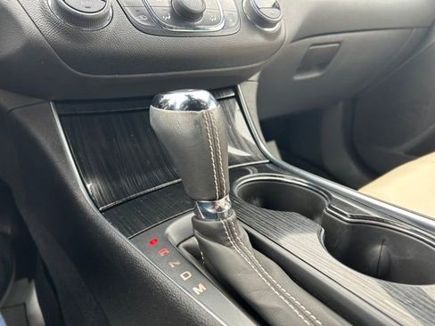 Used 2017 Chevrolet Impala LT w/ Leather Package image 43