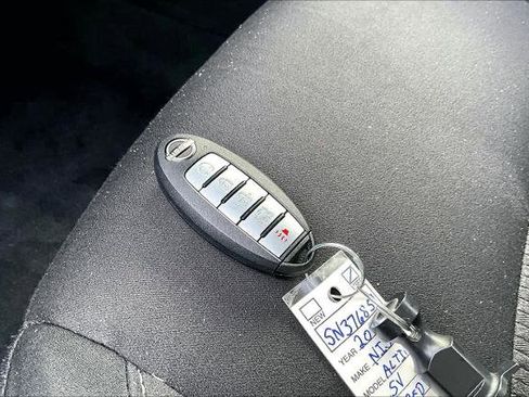 Certified 2025 Nissan Altima 2.5 SV image 14