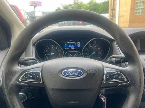 Used 2017 Ford Focus S FWD image 18