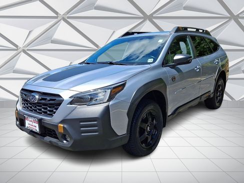 Used 2022 Subaru Outback Wilderness image 4