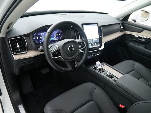 New 2026 Volvo XC90 B6 Plus w/ Protection Package AWD/4WD image 12