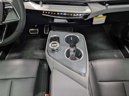 New 2026 Cadillac Optiq Luxury 2 AWD/4WD image 14