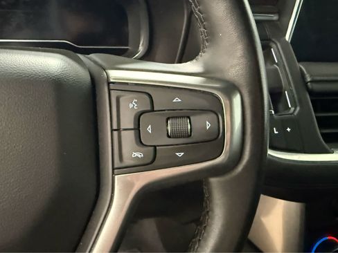 Used 2024 Chevrolet Suburban LT AWD/4WD image 23