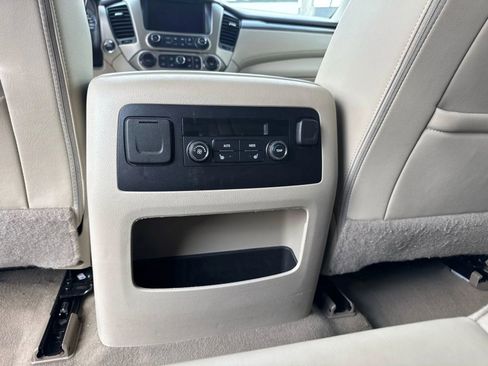 Used 2019 GMC Yukon XL Denali image 37