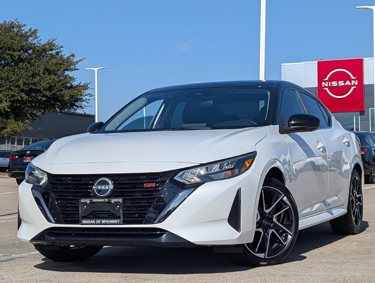 Certified 2025 Nissan Sentra SR w/ SR Premium Package FWD image 2