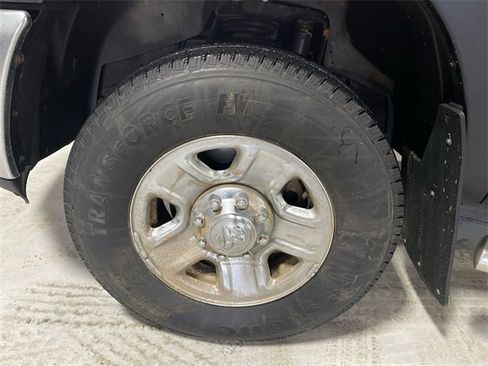 Used 2015 RAM 2500 SLT image 10