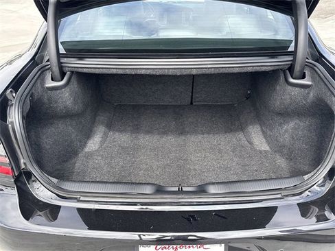 Certified 2022 Dodge Charger SXT w/ Leather Interior Group image 15