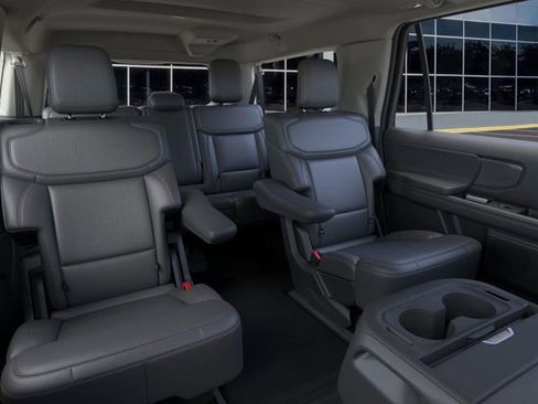 New 2025 Ford Expedition Max Active image 13