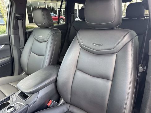 Certified 2023 Cadillac XT6 Luxury image 22