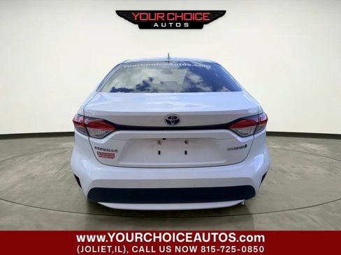Used 2021 Toyota Corolla LE FWD image 4