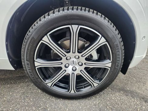 Used 2019 Volvo XC60 T5 Inscription w/ Protection Package image 23