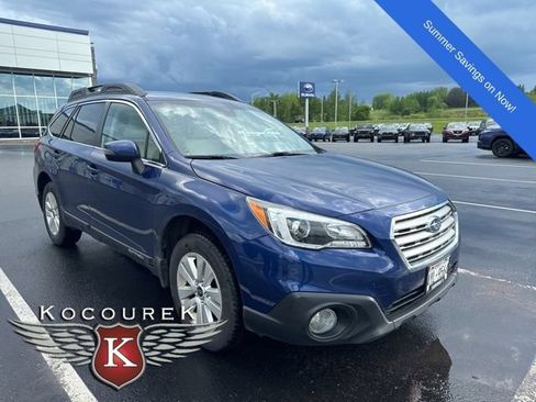 Used 2017 Subaru Outback 2.5i Premium AWD/4WD image 1