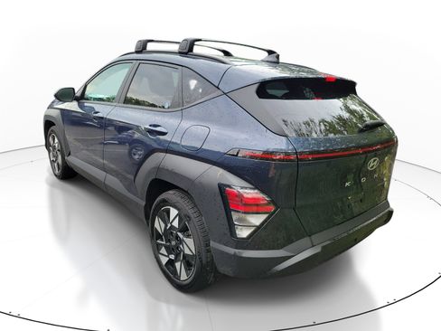 Used 2025 Hyundai Kona SEL FWD image 4