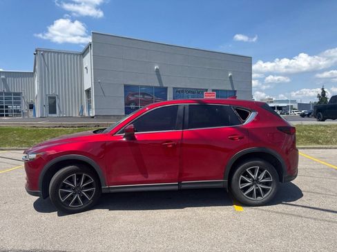 Used 2018 MAZDA CX-5 Touring w/ Preferred Equipment Package AWD/4WD image 2