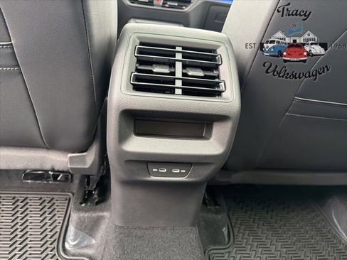 New 2026 Volkswagen Tiguan SE R-Line image 21