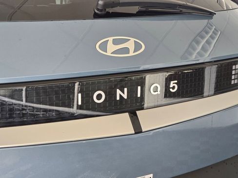 New 2026 Hyundai Ioniq 5 SEL image 15