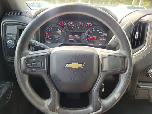 Used 2021 Chevrolet Silverado 1500 Custom image 23