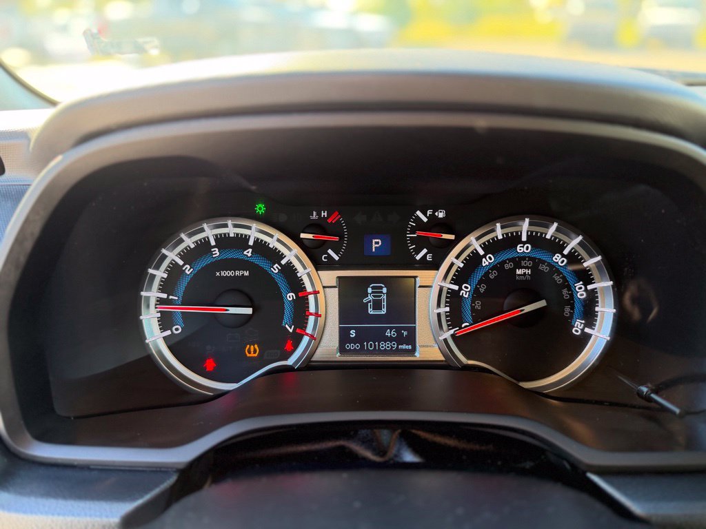 Used 2018 Toyota 4Runner TRD Off-Road AWD/4WD image 29