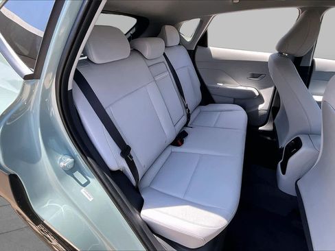 Used 2025 Hyundai Kona SEL FWD image 18