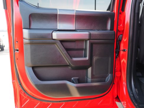 Used 2018 Ford F150 XLT w/ Equipment Group 302A Luxury image 19