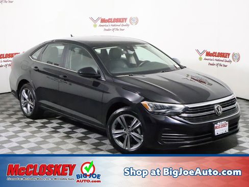 Used 2024 Volkswagen Jetta SE image 1
