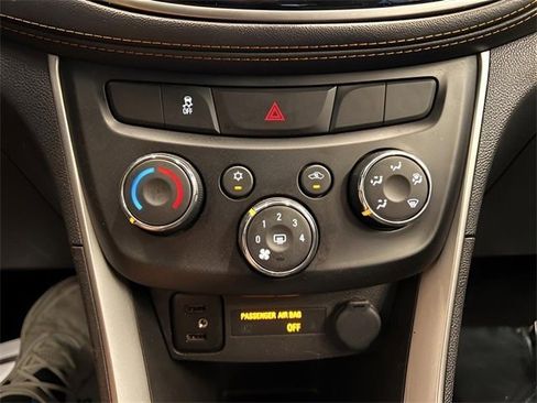 Certified 2021 Chevrolet Trax LS w/ Tint and Cruise Package image 24
