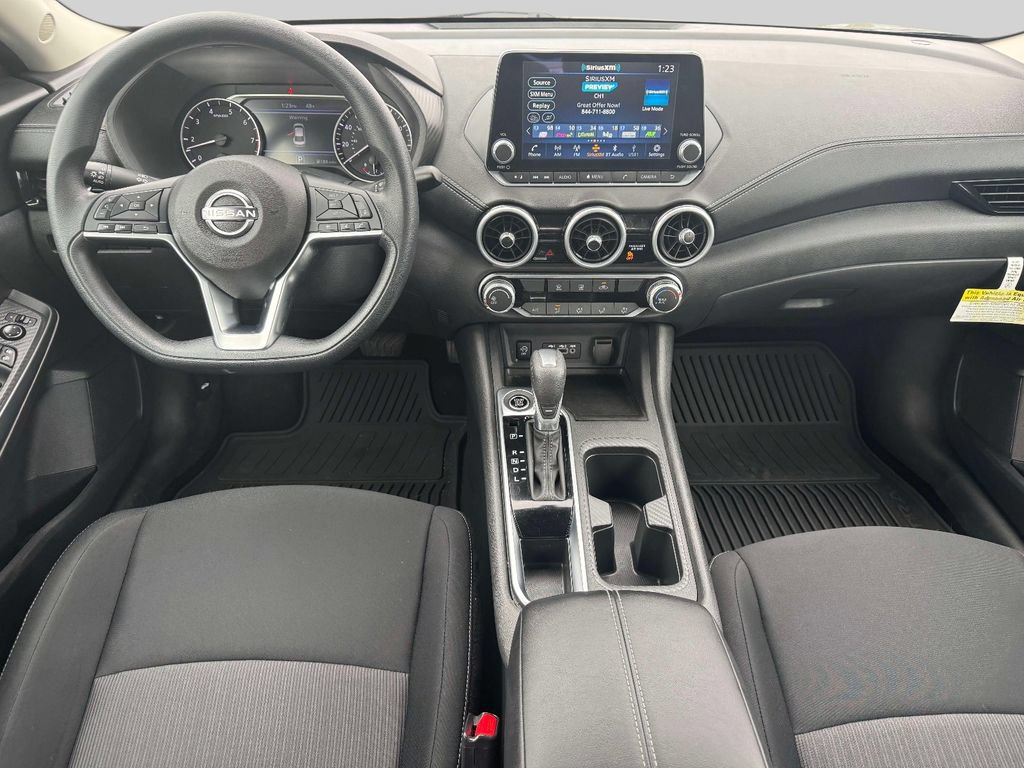 Used 2025 Nissan Sentra SV FWD image 12