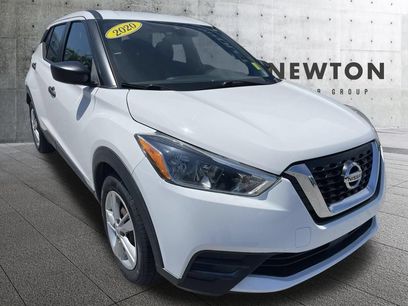 Used 2020 Nissan Kicks S