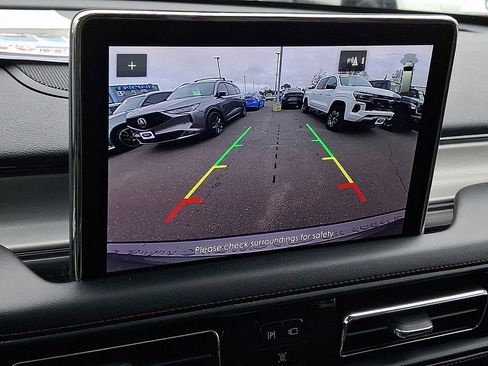 Used 2023 Lincoln Aviator AWD w/ Premium Package image 20