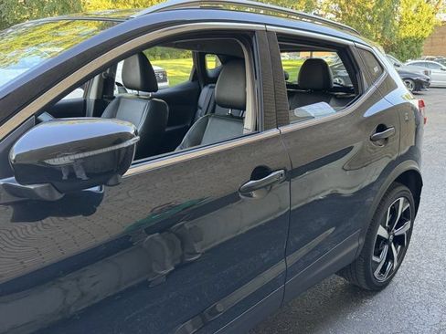 Used 2022 Nissan Rogue Sport SL w/ Premium Package AWD/4WD image 34