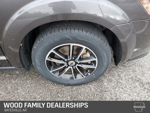 Used 2018 Dodge Journey SE w/ Popular Equipment Group image 29