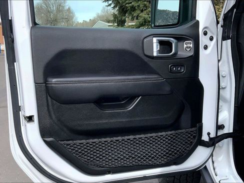 Certified 2022 Jeep Wrangler Unlimited Rubicon 4xe w/ Cold Weather Group image 23