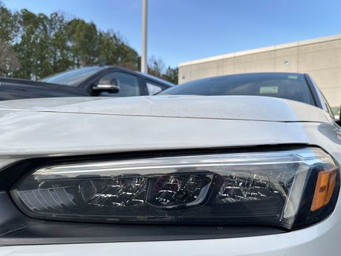 Used 2023 Honda Civic Sport image 27