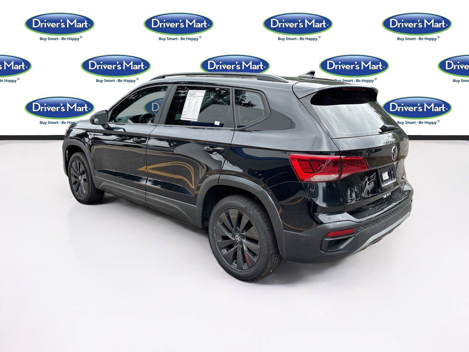 Used 2023 Volkswagen Taos S FWD image 5