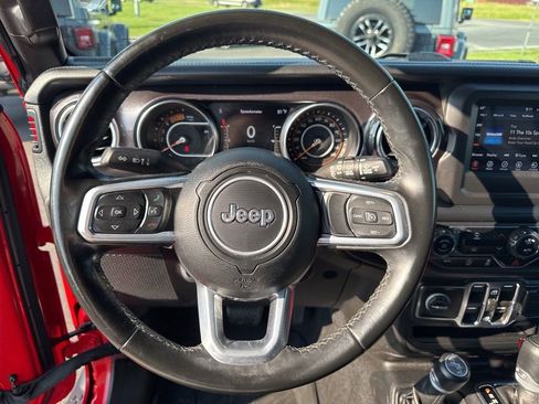 Used 2021 Jeep Wrangler Unlimited Sahara AWD/4WD image 46