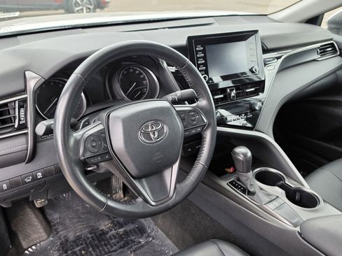 Used 2024 Toyota Camry SE image 7