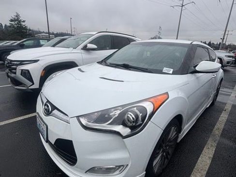 Used 2013 Hyundai Veloster RE:MIX Edition image 1