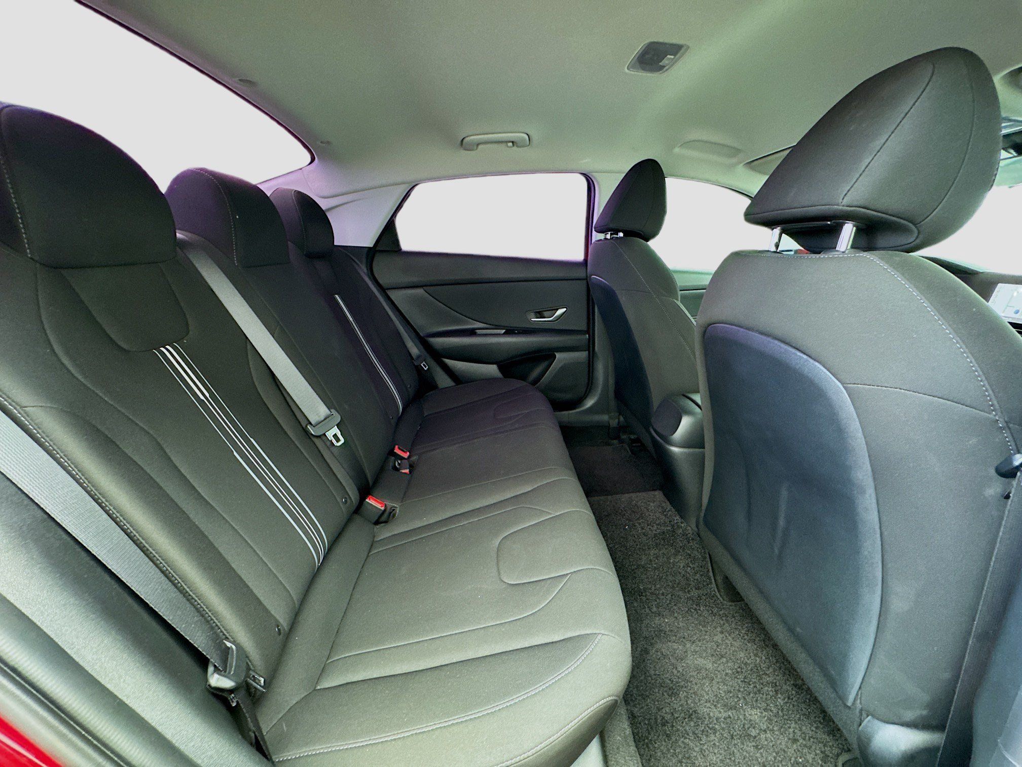 Used 2023 Hyundai Elantra SEL w/ Convenience Package FWD image 17