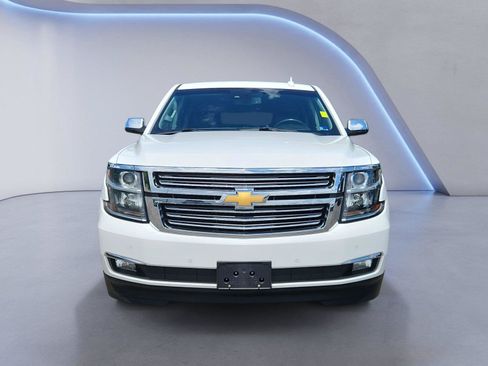 Used 2017 Chevrolet Suburban Premier AWD/4WD image 8