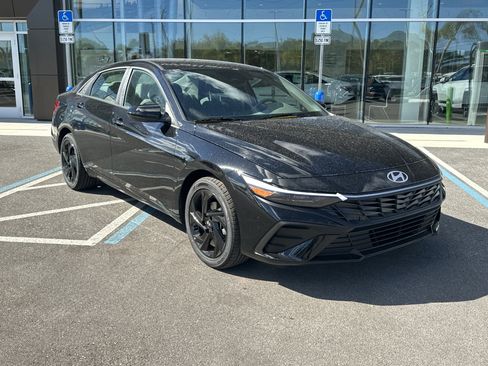 New 2026 Hyundai Elantra Sport FWD image 4