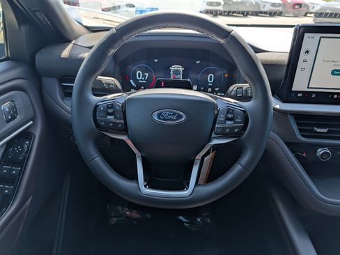 New 2026 Ford Explorer Platinum RWD image 28
