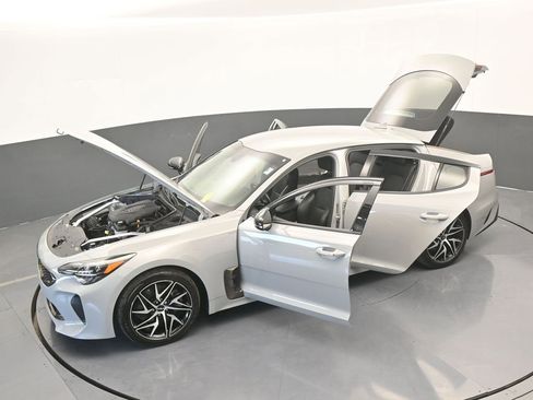 Used 2022 Kia Stinger GT-Line image 65