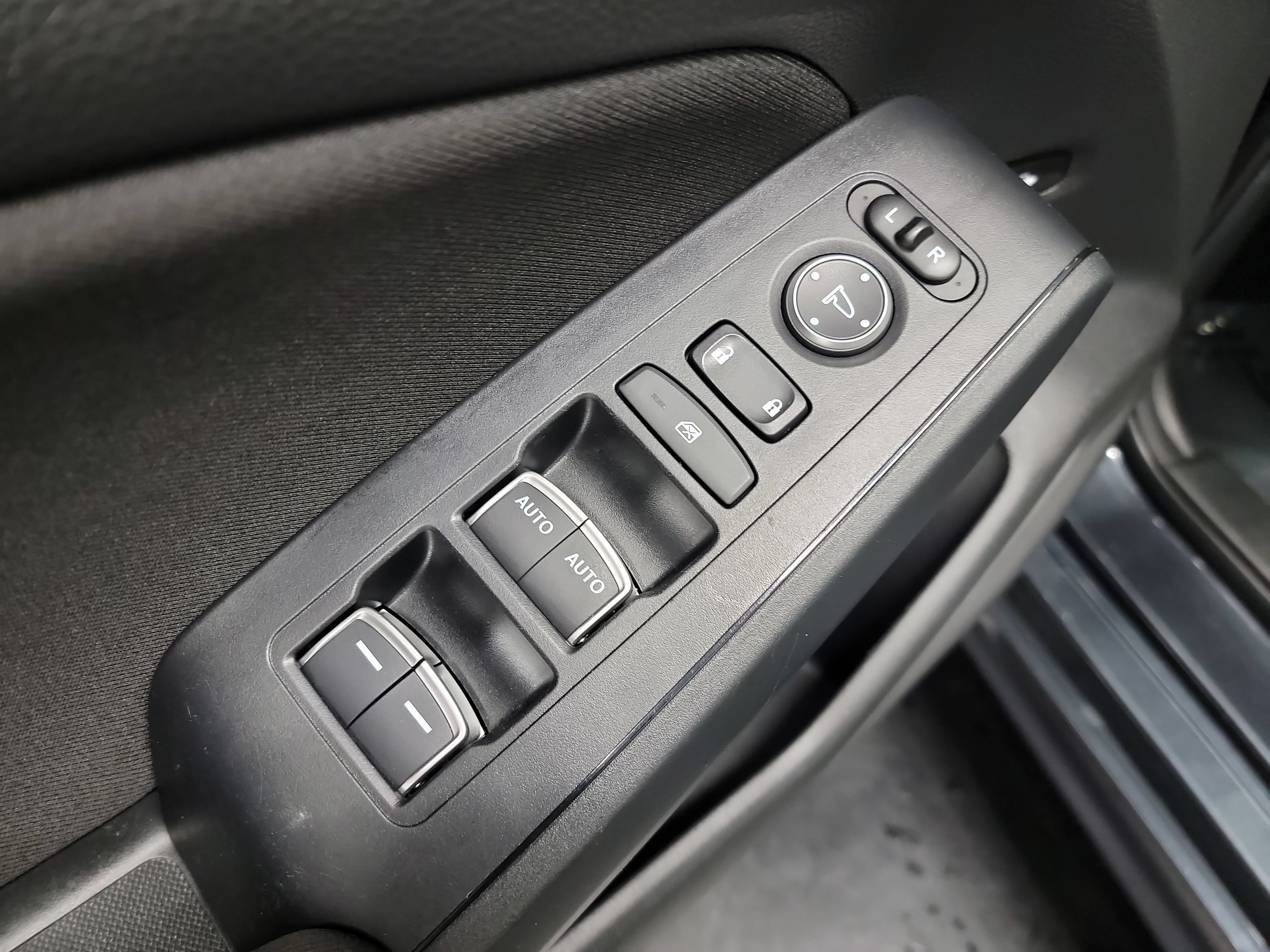 Used 2025 Honda Civic Sport image 14